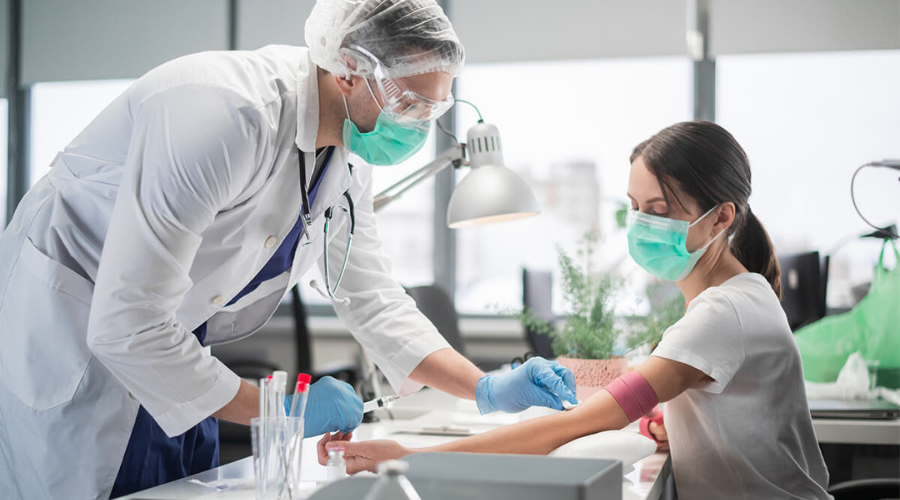 Extraccionista de Laboratorio de Análisis Clínicos